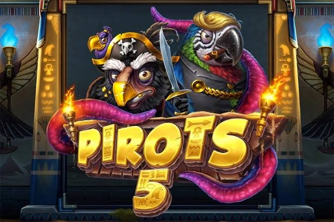 Pirots 5 The Rift of Eternity: quattro uccelli cronali rosso, viola, verde e blu disposti attorno al Reality Core in un campo dimensionale con portali multicolore